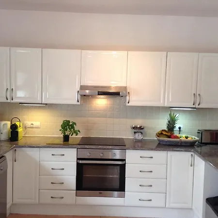 With 4 Bedrooms In Javea, With Private Pool, Enclosed Garden And Villa Jávea
