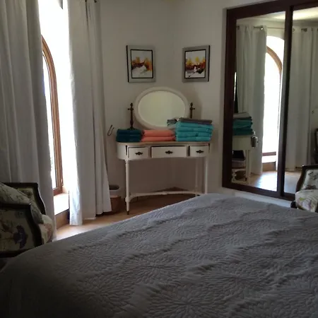 With 4 Bedrooms In Javea, With Private Pool, Enclosed Garden And Villa *